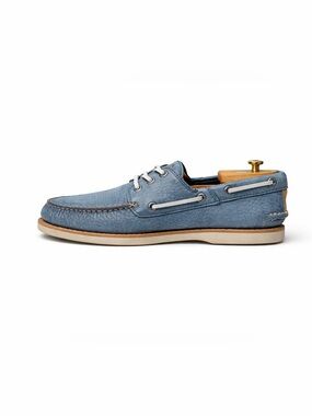 FRYE AND CO. Blue suede Leather Sully Boat Shoes (9.5)